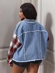 Slaydiva Áo khoác denim dáng rộng, phối nhiều mảnh, kẻ caro, cài cúc phía trước, rách tua rua, cỡ lớn. - Nhiều màu - Xem 2