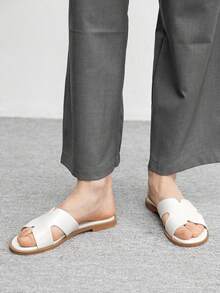 CUCCOO BIZCHIC Women's Casual Versatile Slip-On Flat Sandals Valentine's Day - White - View 1