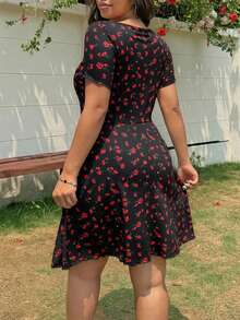 Solflare Plus Size Women's Black Ditsy Floral Casual Front Tie Short Sleeve Dress - Black - View 2