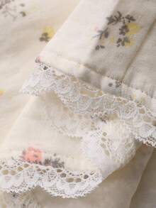 Dazy Plus 两件套碎花宽松短袖抽绳上衣和长裤睡衣套装，优雅睡衣 - 白色 - 查看 3