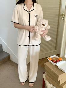 青少年女孩愛心圖案短袖單排扣上衣與長褲家居服套裝 - 杏色 - 查看 3