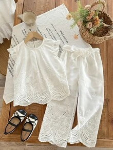 SHEIN LMoss Kids Conjunto de sudadera de algodón con bordado elegante francés y pantalones de pierna ancha para niñas jóvenes - Beis - Ver 5
