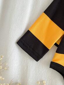 Loomiva Newborn Baby Girl 3pcs Set: Bee Shaped Romper, Hat & Wings