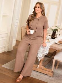 EMERY ROSE Plus Size Women's Brown Summer Curve Smart Casual Loungewear,Solid Short Sleeve Hooded T-Shirt&Wide Leg Pants 2-Piece Set,Comfortable Vacation Outfits - Mocha Brown - View 7