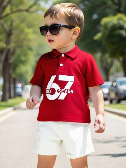 SHEIN 2 st/set pojkars pikétröja i kontrastfärg med 67 bokstäver och vita cargoshorts, avslappnad skolstil, bekvämt och mångsidigt tyg, lämplig för vardagsbruk, utflykter, utomhus, helgdagar, strandsemestrar, vår/sommar