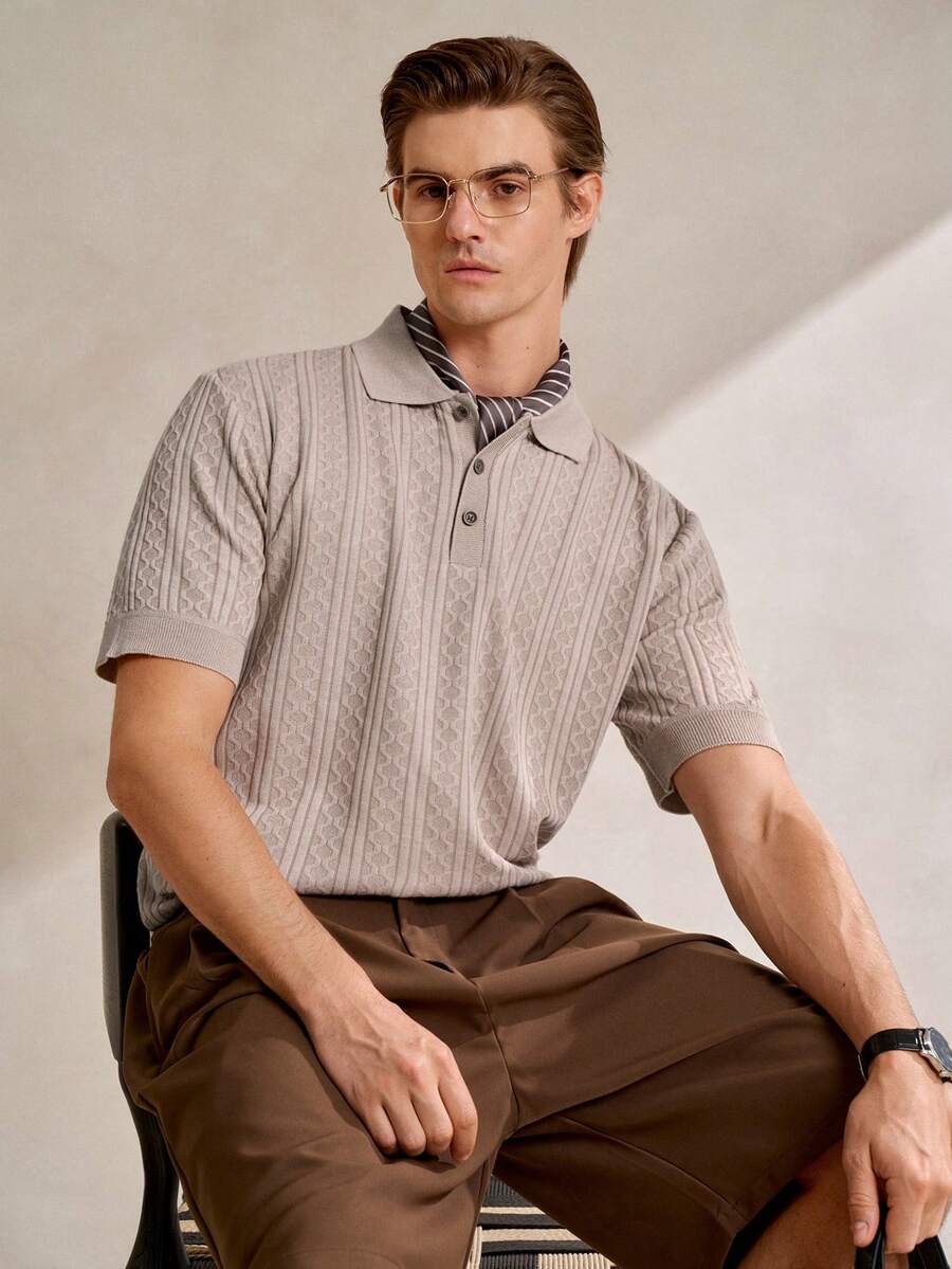 Manfinity CityGents 男士纹理 Polo 领短袖休闲针织上衣 - 杏色 - 查看 1