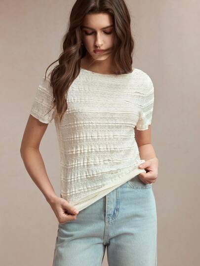 BizChic 2026 Spring/Summer New Arrival Ivory White Off-Shoulder Pullover Delicate Narrow Hem Relaxed Textured Ruffle Hem Textured Knit Women T-Shirt, Versatile For Everyday, Elegant Party, British Style, Academic, Suitable For Music Festival, Urban Commute