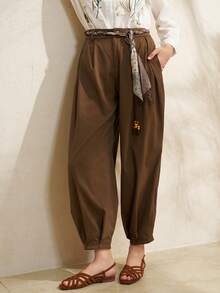 Airaco 现代阔腿直筒商务裤，适合办公室穿着，专业工作服，阔腿裤款式，前褶设计，正式长裤，现代商务人士的理想之选。 - 黑色 - 查看 1