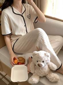 青少年女孩愛心圖案短袖單排扣上衣與長褲家居服套裝 - 杏色 - 查看 5