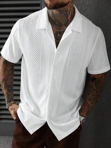 Manfinity CasualCool Men's Solid Color Jacquard Knit Short Sleeve Shirt