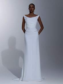 Elitara Elegant Romantic French Maiden Style Deep V-Neck Pleated Mermaid Hem Women's Wedding Dress, Banquet Gown, Evening Dress - White - View 6