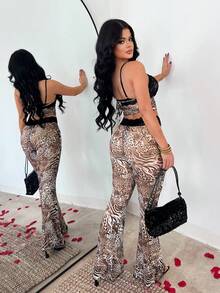 SHEIN SXY 夏季时尚性感动物纹撞色蕾丝露脐吊带背心和喇叭裤套装 - 彩色 - 查看 2