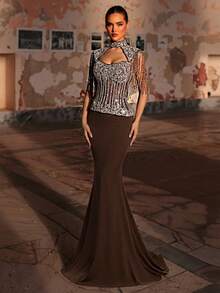 Aureia 优雅奢华的珍珠、亮片和绒球花卉刺绣面料拼接针织缎面美人鱼裙，带流苏袖，适合婚礼、派对、假日、正式场合（装饰繁复） - 棕色 - 查看 7