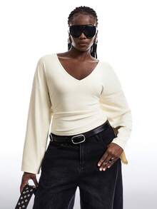 SHEIN EZwear Áo thun nữ cỡ lớn tay loe màu trơn, thích hợp mặc đi làm, dịp Giáng sinh, Năm mới, Lễ Tạ ơn, Lễ tốt nghiệp, thanh lịch, thời trang, thoải mái, cổ chữ V sâu, thích hợp mặc ngoài trời, chất liệu mềm mại. - Vàng nhạt - Xem 6