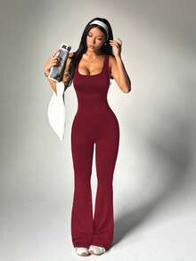 Dewbera 女士秋冬春季连体裤，黑色紧身U领，腰部拼接显瘦，后背U型网眼拼接，修身显高，遮盖腹部，喇叭裤腿，适合休闲、跑步、瑜伽、健身、网球、高尔夫等各种活动 - 酒紅色 - 查看 4