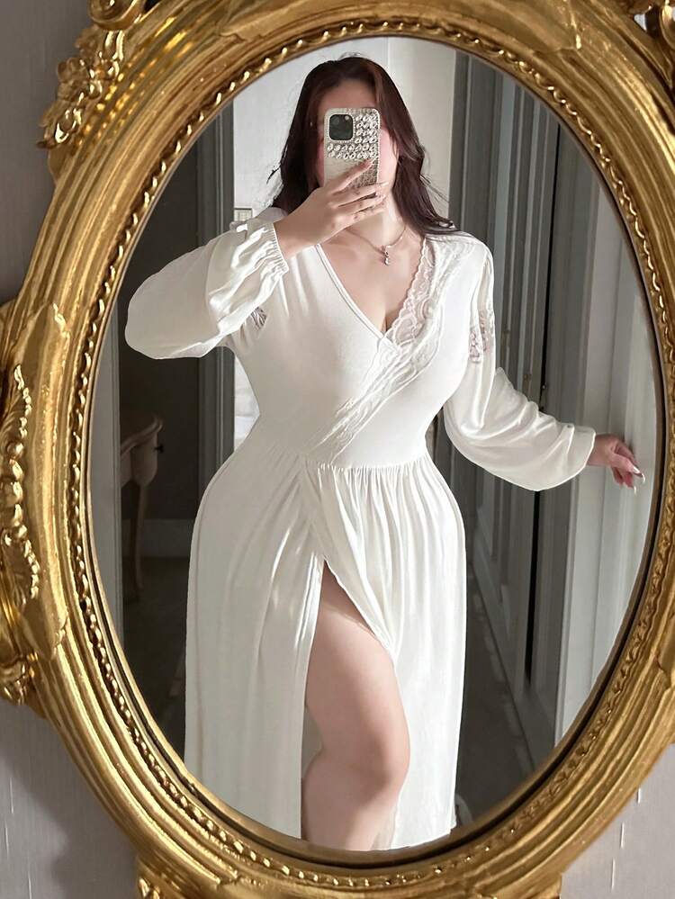 Dazy Plus V-Neck Contrast Lace Elegant Lantern Sleeve Side Slit Long White Nightgown