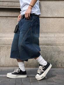 Manfinity EMRG Men's Casual Loose Fit Pocketed Wide Leg Denim Shorts - Medium Wash - View 3