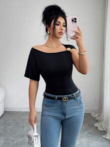 Elenzga Asymmetrical Asymmetric Shoulder Design Slim Fit Women T-Shirt - Black - View 4