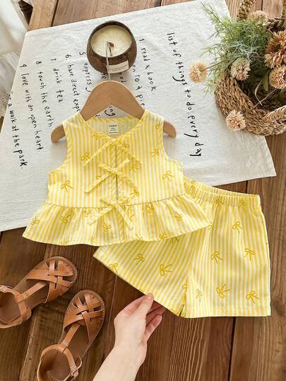 SHEIN Babygirl Cute Floral Print Camisole And Elastic Waist Shorts Set, Summer