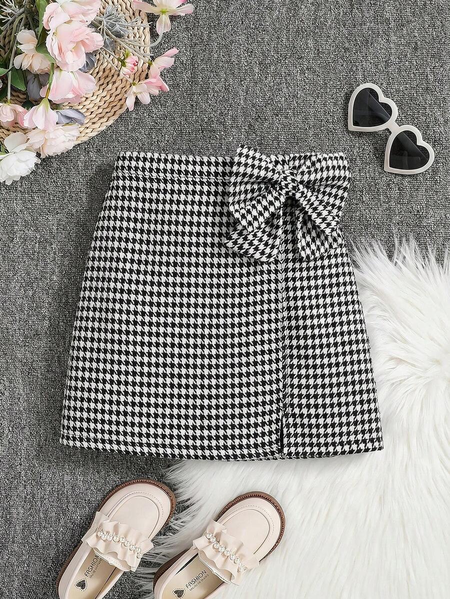 少女纯色蝴蝶结装饰休闲A字迷你裙 - 黑色 - 查看 1