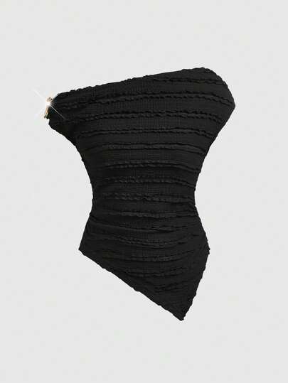 ROMWE Avant Women's Y2K Vintage Elegant All-Match Oblique Shoulder Metal Decor Versatile Fitted Asymmetric Hem Multilayer Lace Textured T-Shirt