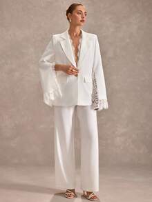 CLARA VERO Bộ vest ống rộng viền ren trắng: Áo blazer ôm dáng và quần cạp cao, hoàn hảo cho những ngày làm việc thanh lịch hoặc các sự kiện sang trọng, được làm từ chất liệu polyester cao cấp với điểm nhấn ren tinh tế và khuy cài hình trái tim. - trắng - Xem 4