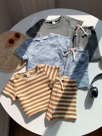 SHEIN 6pcs/Set Baby Boy/Girl Summer Casual Cute Striped Short Sleeve T-Shirt & Elastic Waist Shorts Set, Multi-Color Basic Tee Outfit Baby Boy Summer Clothes Striped Baby Clothes Baby Casual Sets