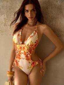 MOTF PREMIUM 花卉印花露背吊带性感连体泳衣，饰有精致金色纹理细节，时尚度假之选 - 彩色 - 查看 4