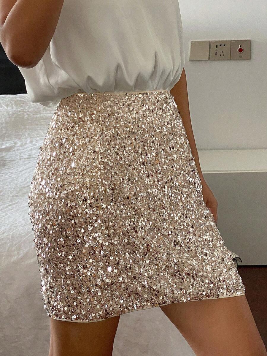 DAZY Women's Sequin Embellished Bodycon Mini Skirt, Suitable For Party Carnival - Gold - View 1