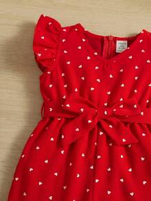 SHEIN Baby Girl Casual Round Neck Cap Sleeve Heart Pattern Romper