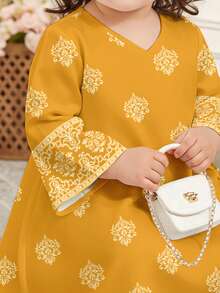 黃色、溫柔芋紫色、傳統優雅莊重金色花卉印花，女嬰休閒極簡傳統阿拉伯長裙，適合春夏日常、節日、外出，優雅莊重長袖阿拉伯長裙，祈禱阿巴雅，舒適易穿，休閒穿著，度假風，端莊卡夫坦，女嬰賈拉比亞 - 白色 - 查看 4