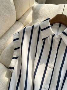 Franclia White And Blue Striped Short-Sleeved Shirt Paired With An Irregularly Pleated Navy Blue Women's Skirt Creates An Elegant Two-Piece Set Suitable For Everyday Wear, Commuting, Business Dates, And More. It Has A Preppy Style And Is Suitable From Spring To Summer, As Well As For Valentine's Day, Carnival Occasions, And Other Elegant And Casual Women's Outfits.Graduation Season Attire, Fashionable Casual Commuter Wear, Business Office Wear, Versatile And Stylish Everyday Casual Wear, Urban Teacher's Professional Attire - Multicolor - View 3