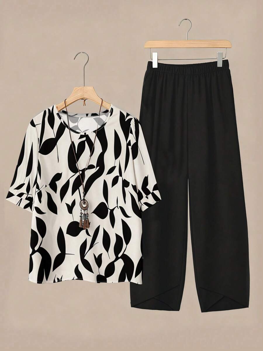 SHEIN LUNE CURVE 大码女装夏季休闲日常圆领印花短袖上衣和松紧腰裤两件套 - 彩色 - 查看 1