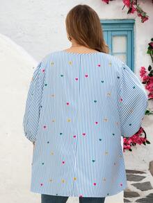 SHEIN CURVE+ Curve 尺码 US22 音乐节、海滨度假、波西米亚情人节女士条纹爱心印花休闲百搭通勤灯笼袖衬衫 - 藍色 - 查看 2