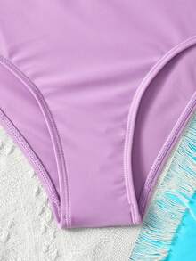 少女紫色比基尼套装，保守泳衣套装，美人鱼泳衣，鱼鳞图案泳衣套装，可爱泳衣套装，吊带泳衣，适合度假、海滩、海边穿着