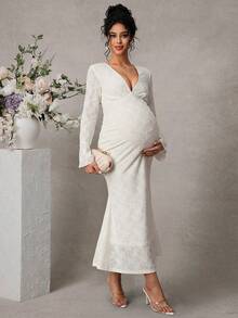 Momance Printed Lace V-Neck Long Ruffle Sleeve Maternity Dress - White - View 3