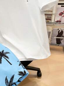 SHEIN 2件套青少年男童休闲短袖短裤套装，街头朋克摇滚校园风日常、派对、音乐节穿搭，适合春夏穿着，椰树印花沙滩短裤，热带风情 - 淺藍色 - 查看 6