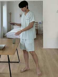 DAZY Conjunto de pijama de camisa de manga corta y pantalones cortos de verano para hombre - Verde - Ver 5