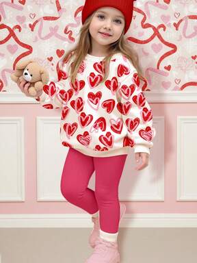 粉色和洋红色，可爱手绘卡通爱心印花，充满情人节氛围，舒适温暖的季节，柔软舒适的少女圆领长袖卫衣和打底裤套装，适合秋冬季休闲、居家、度假、情人节礼物