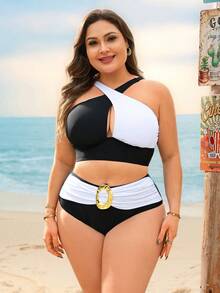Swim Lushoire Plus Size Black Summer Classy Beach Holiday Swimwear,Solid Color Patchwork Criss-Cross Ruched Crop Top With High Waist Pants Triangle Bottoms Set - Black and White - View 4