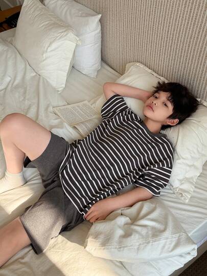 DAZY Tween Boy Summer Casual Striped Crew Neck Short Sleeve T-Shirt And Shorts Pajama Set Spring