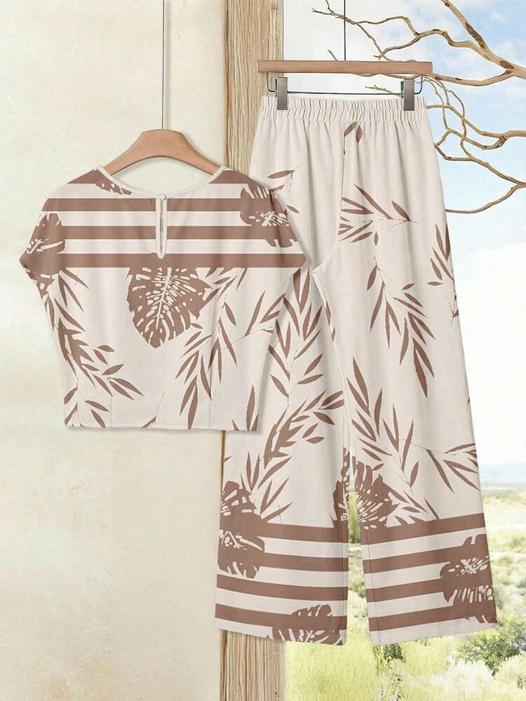 SHEIN RusticEase مجموعة قميص كاجوال أنيق للنساء بطبعة زهور، أكمام قصيرة، مناسبة لإطلالات الربيع والصيف، إطلالات عطلة الصيف، بنطلونات شاطئ، بلوزات أنيقة للسيدات، إطلالات عطلة للنساء في الربيع، كاجوال - متعدد الألوان - مشاهدة 3