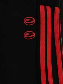 SUMWON 超大款阔腿牛仔短裤，侧边条纹细节，休闲夏季篮球短裤 - 黑色 - 查看 6