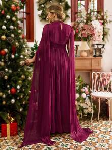 VOLUPTÉ CURVE Maxi-Kleid in Große Größen aus Chiffon, eleganter hochwertiger Göttin-Stil, V-Ausschnitt, Fledermausärmel, geraffte Taille, Kettendekoration, mehrstufiger Rock, geeignet für Valentinstag, formelle Anlässe, Bankette, romantische Stimmung - Bordeaux - Übersicht 2