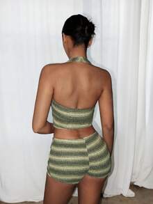 SHEIN PETITE Bộ đồ 2 món dành cho nữ: áo crop top buộc dây cổ yếm và quần short siêu ngắn, chất liệu vải dệt sọc, đính kim loại, thích hợp cho tiệc tùng, Giáng sinh, hẹn hò, hộp đêm, bãi biển, du thuyền, tiệc trà chiều, phong cách Bohemian, Boho, kỳ nghỉ, mùa thu. - màu xanh lá - Xem 3
