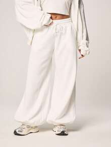 MISSGUIDED Trophy Wife Slogan Joggers Loose High Rise Wide Leg Drawstring Waistband Casual Sweatpants Comfortable Loungewear Fall Winter - White - View 4