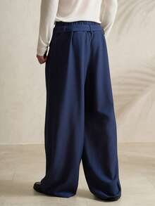 Manfinity Dauomo 男士纯色休闲装饰腰带裤，百搭 - 藏蓝色 - 查看 2