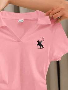 Áo polo ngắn tay, cổ chữ V, màu hồng trơn, dáng ôm, dành cho bé gái tuổi teen, có bèo nhún hai bên. - Hồng - Xem 4