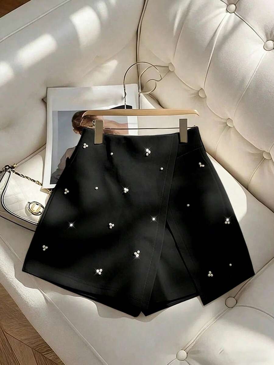 Franclia 女士新品：春、夏、秋季 - 优雅迷人 - 生日派对、晚宴、度假、日常穿着 - 优雅通勤 - 俏皮时尚 - 珍珠点缀不对称二合一 - 节日派对、约会、办公室短裙 - 珍珠点缀黑色短裤 - 钻石短裤/半裙 - 黑色短裤 - 黑色半裙 - 宴会短裤 - 宴会内衣 - 演唱会性感短裤 - 新年装 - 情人节短裤 - 嘉年华短裤/半裙 - 黑色 - 查看 1