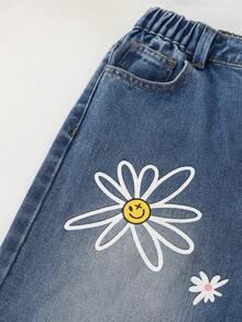 SHEIN ChillGRL Girls' New Fashion Cute Heart Embroidery Straight Leg Loose Fit Jeans - Light Wash - View 5